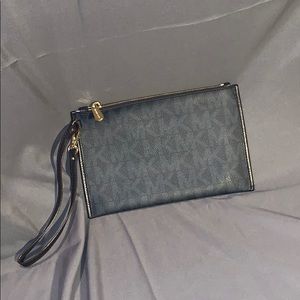 Michael Kors wristlet